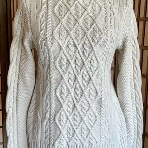 Kinross 100% Cashmere Cableknit Turtleneck Sweater Quiet Luxury